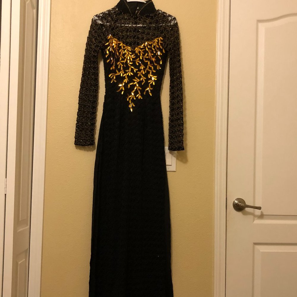 Black Lace With Beads Vietnamese Traditional Long Dress Ao Dai Size S Like New